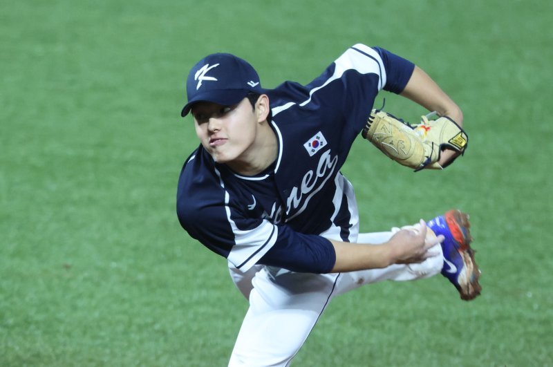 아자! 대한민국 문동주, 대만 선발 린위민 압도 … 6이닝 무실점 7K 쾅쾅 [항저우AG]