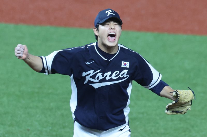 홈런 두 방이 전부였다....특급 선발 없는 한국, 일본 타선 무게를 버틸 힘이 없었다