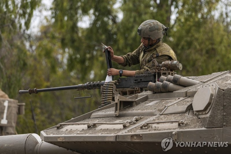 이스라엘군, 가자지구 주변 통제권 회복…예비군 30만 동원