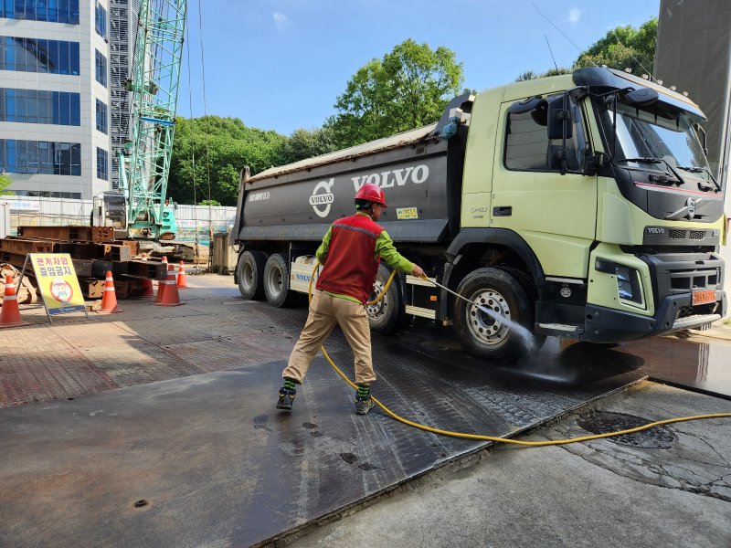 시흥시, 소음·비산먼지 발생 집중 지도·점검.