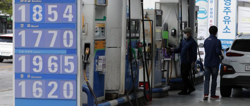 이·팔 전쟁 여파 유가 급등에…항공주 동반 약세