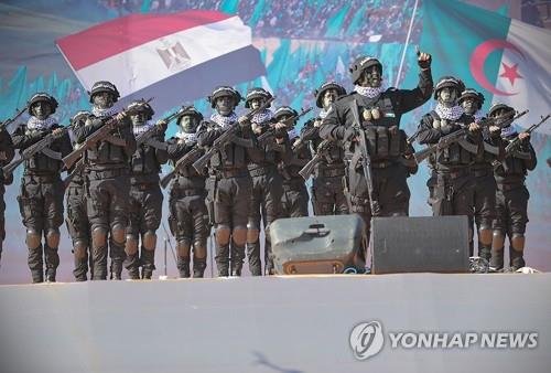 몰래 훈련해온 하마스 [UPI 연합뉴스 자료사진. 재판매 및 DB 금지]