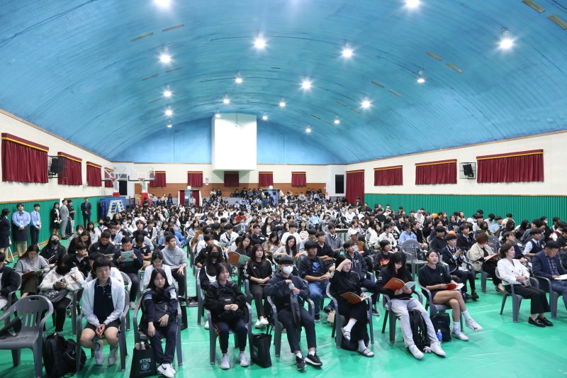 경기 수원 삼일공업고등학교 '2024학년도 신입생 입학설명회' 모습. (사진=삼일공업고등학교 제공) *재판매 및 DB 금지