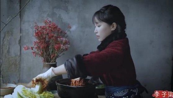 "김치는 중국음식" 주장한 유튜버 복귀