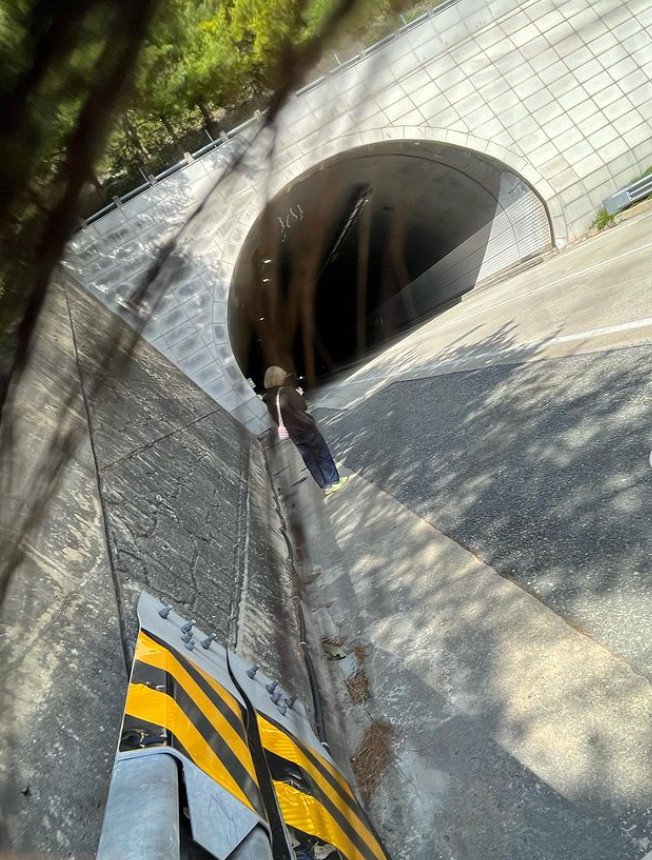 박슬기, 고속도로 터널서 차량 멈춰 "정말 큰일 날 뻔" [N샷]