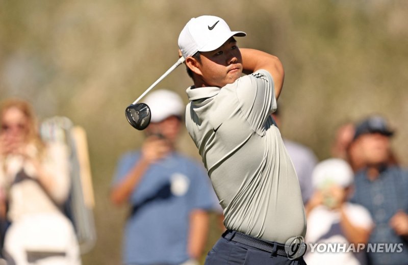김주형이 PGA 슈라이너스 오픈 3R에서 공동선두를 질주했다 (사진 = 연합뉴스)