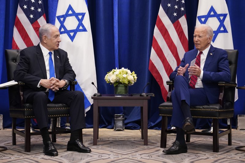 미국의 조 바이든 대통령(오른쪽)이 지난 9월 20일 미 뉴욕에서 베냐민 네타냐후 이스라엘 총리와 대화하고 있다.AP뉴시스