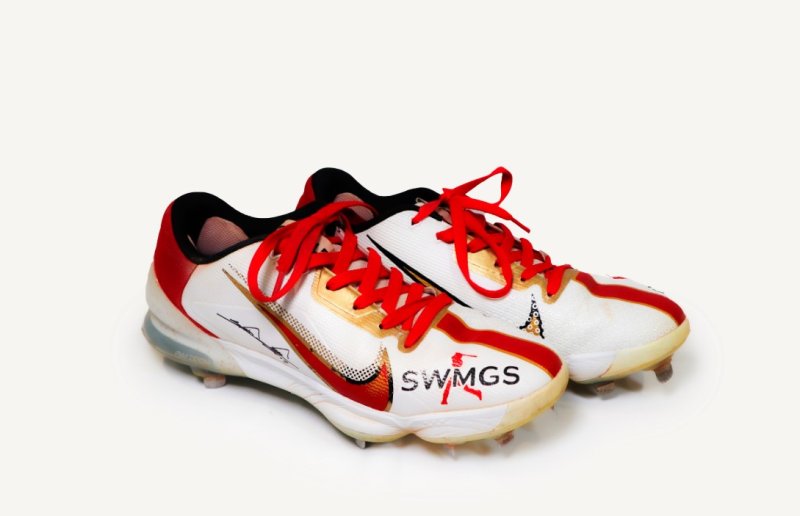 추신수 SSG 랜더스 사인 스파이크화. 사진=서울옥션 제공. *재판매 및 DB 금지