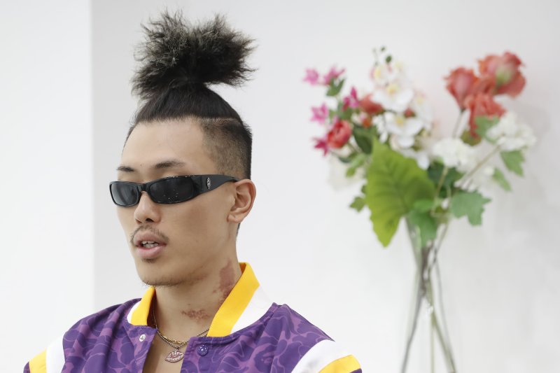 [서울=뉴시스] 최동준 기자 = 크리에이터 김모이 씨가 26일 서울 강서구 한 스튜디오에서 뉴시스와 인터뷰를 하고 있다. 2023.09.26. photocdj@newsis.com