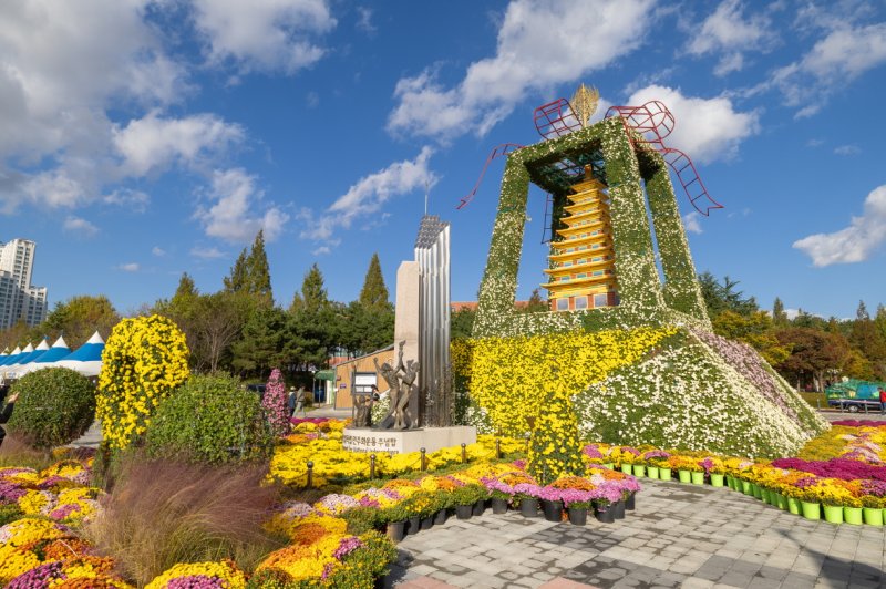 제20회 익산 천만송이 국화축제 중앙체육공원서 개막 (사진=익산시 제공)