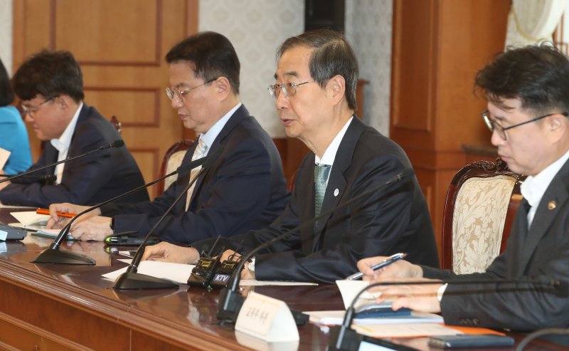 정부 "2025년 의대정원 확대 차질없이…'의료수가 인상' 등 패키지로"(종합)