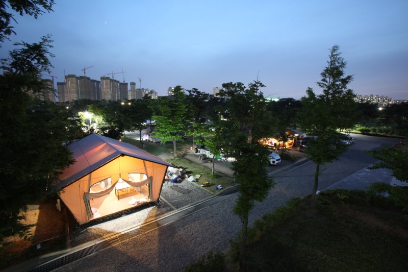 생명 앗아가는 '죽음의 연기'..겨울 캠핑, 이것 꼭 조심