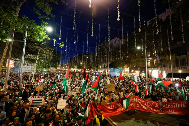 21일(현지시간) 스페인 바르셀로나에서 펼쳐진 반 이스라엘 시위. ⓒ 로이터=뉴스1 ⓒ News1 박형기 기자