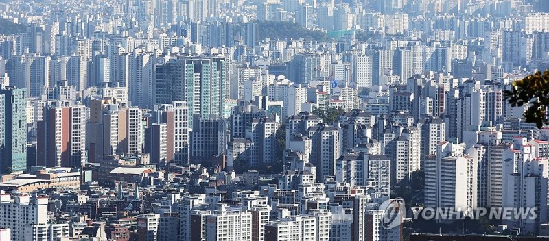 [단독] '경비원 사망' 선경아파트 경비원 14명 등 검찰 송치