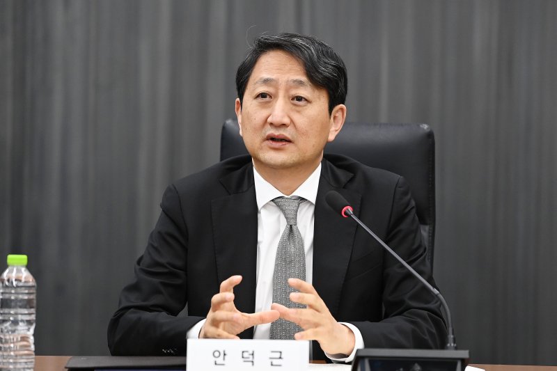 안덕근 통상본부장, 카자흐스탄·아르메니아 방문...경제협력 논의