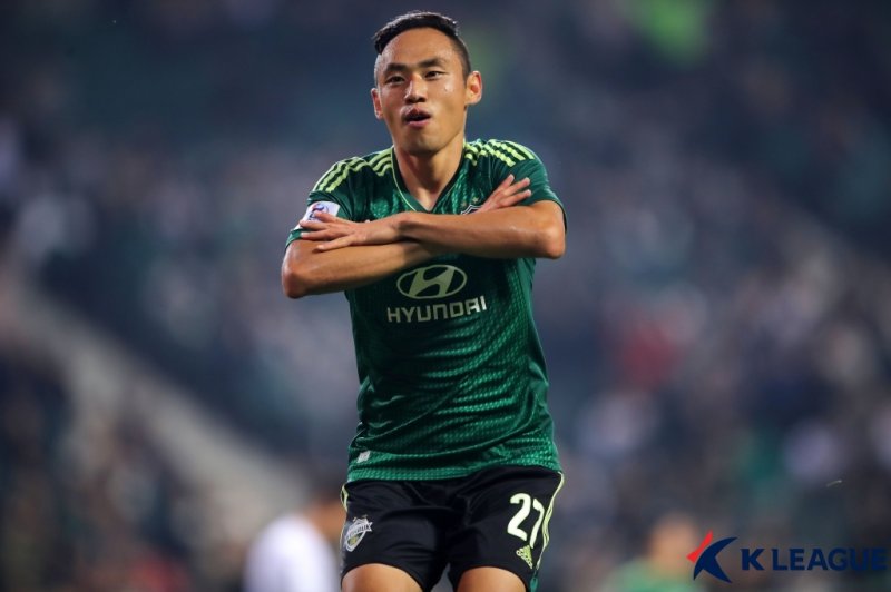 [서울=뉴시스] 프로축구 K리그1 전북현대 문선민. (사진=한국프로축구연맹 제공) *재판매 및 DB 금지