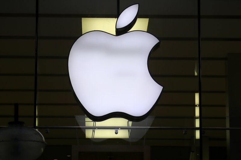 애플이 오는 11월 3일(한국시간) 3·4분기 실적을 발표하는 가운데 4분기 연속 애플의 매출이 감소할 지 여부에 관심이 쏠리고 있다. AP연합뉴스