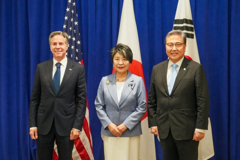 왼쪽부터 토니 블링컨 미국 국무장관, 가미카와 요코 일본 외무상, 박진 외교부 장관. (외교부 제공) /사진=뉴스1