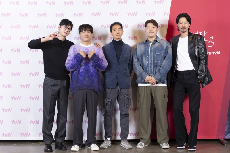 박병은, 차태현, 류호진PD, 윤인회PD, 조인성(왼쪽부터)사진제공=tvN