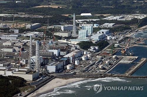 작업자 5명, 오염수 뒤집어썼다.. 후쿠시마 원전 청소하다 오염수 분출