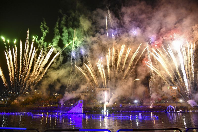 틀에서 벗어난 김포축제...시민·상인 모두 웃었다