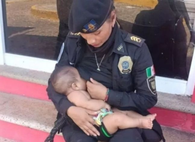 허리케인으로 굶은 아기에게 직접 모유 수유한 경찰