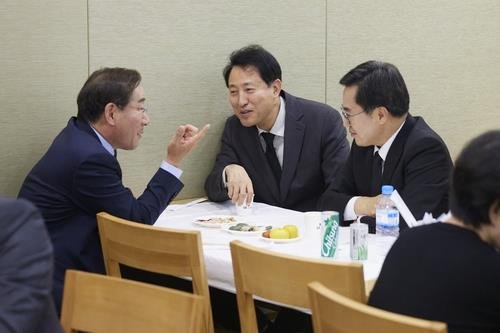 오세훈 '김포시 서울편입 연구반' 조성키로... 총선전 결론 힘들듯