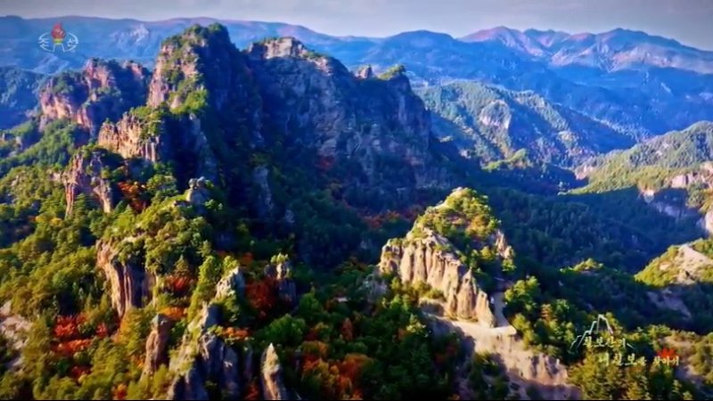 조선중앙TV가 지난 4일 방영한 기행기 '동해명승 칠보산을 찾아서'의 내칠보 편. (조선중앙TV 갈무리)