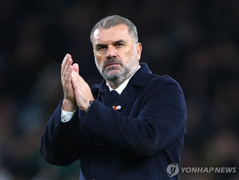 포스테코글루 감독은 경기 후 기자회견에서 "우리 선수들이 후반에 보여준 노력은 대단했다. 이런 대단한 팀을 상대로 원정 경기에서는 휩쓸리기 쉬운데, 포기하지 않았다"고 말했다.