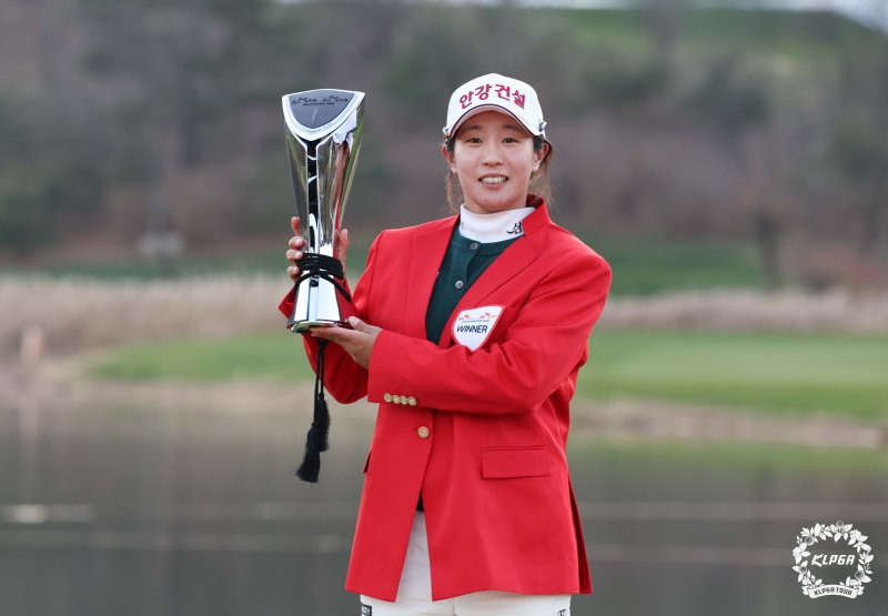 'KLPGA 최종전 우승' 임진희, 시즌 4승으로 다승왕 등극