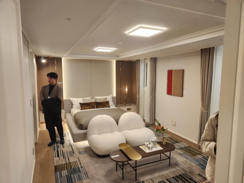 왕길역 로열파크씨티푸르지오 전용 99㎡ 침실 모습. 2023.11.14/뉴스1 ⓒ News1 박기현 기자