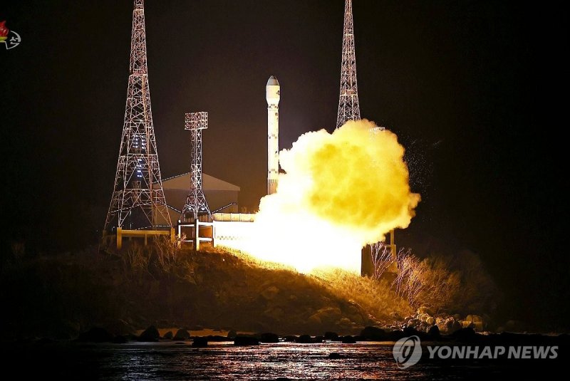 北 위성발사 당시 인근 상공에 민항기 4대 비행해