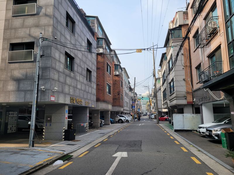 토허제 해제 일주일 “문의 있지만 거래 아직”...여전히 인기 없는 강남권 빌라