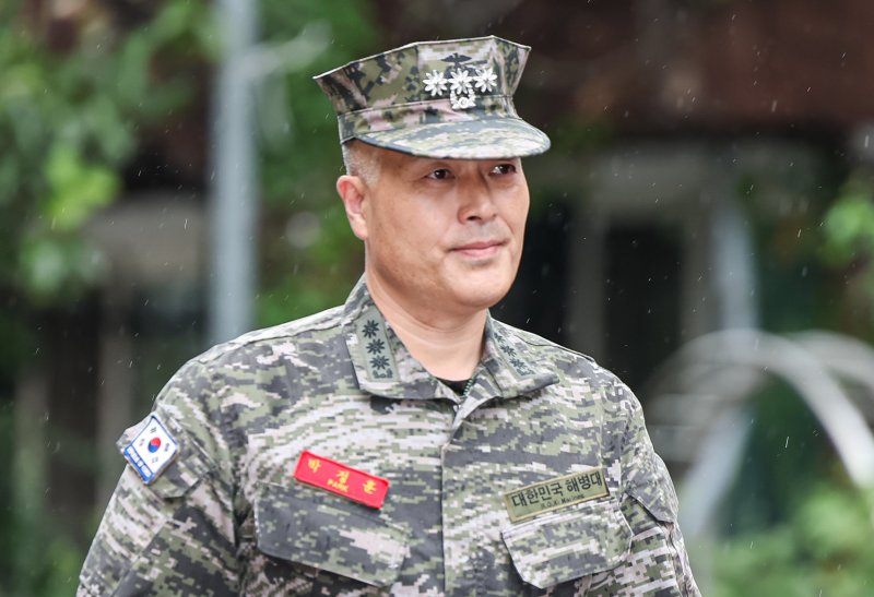 '1심 무죄' 해병대 전 수사단장, 박정훈 대령에 "인사근무차장 임명"