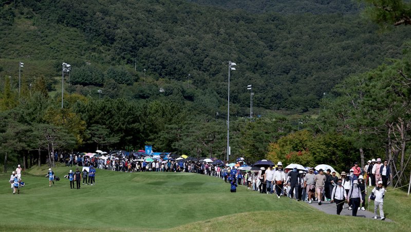 역대 최대 규모, 최초 20만 갤러리, 챔피언 19人탄생…2023 KPGA는 성공적이었다