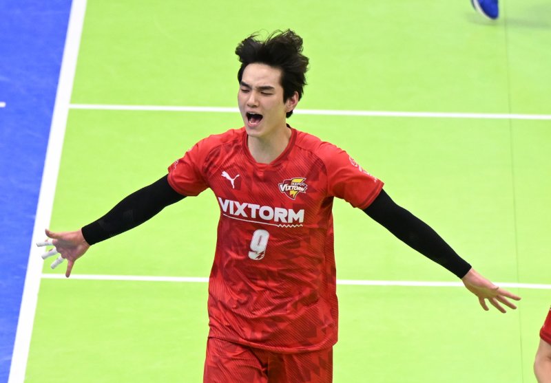 한국전력 임성진·흥국생명 김연경 V-리그 2R MVP 선정 - 파이낸셜뉴스