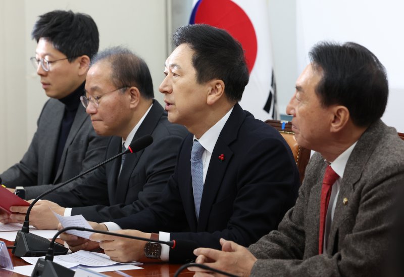 김기현 국민의힘 대표가 4일 서울 여의도 국회에서 열린 최고위원회의에서 발언을 하고 있다. 사진=뉴스1화상