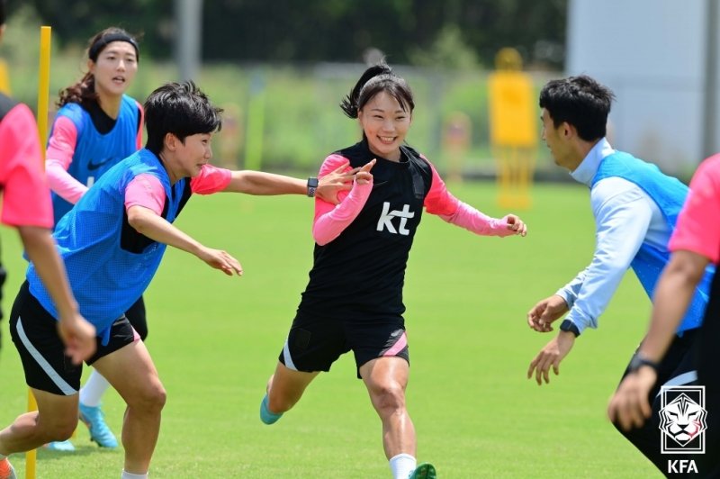 2022 EAFF E-1 챔피언십에 출전 중인 대한민국 여자 축구대표팀 장슬기가 21일 일본 가시마앤틸러스 아카데미 훈련장에서 중국과의 경기를 앞두고 훈련하고 있다. (대한축구협회 제공) 2022.7.21/뉴스1