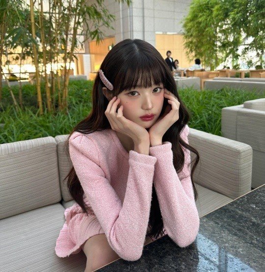 173㎝ 장원영, 완벽 비율…"바비인형 같네"[★핫픽]