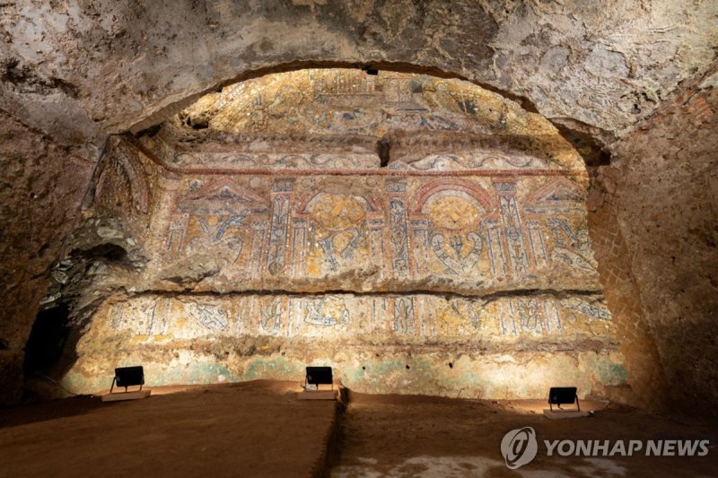 고대 로마 주택에서 발견된 모자이크 벽화/사진=연합뉴스
