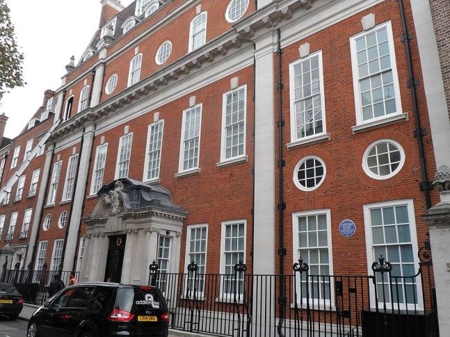 통칭 '백신왕자' 인도 억만장자가 구입한 런던 5층 저택, 가격이 무려...