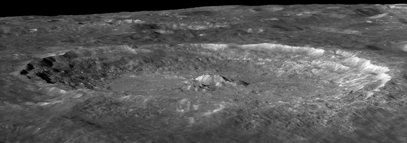 우리나라 최초 달 궤도선 '다누리'가 달 앞면 남반구에 위치한 직경 85㎞의 티코 충돌구를 고해상도카메라로 촬영해 지구로 보내왔다. 과기정통부 제공