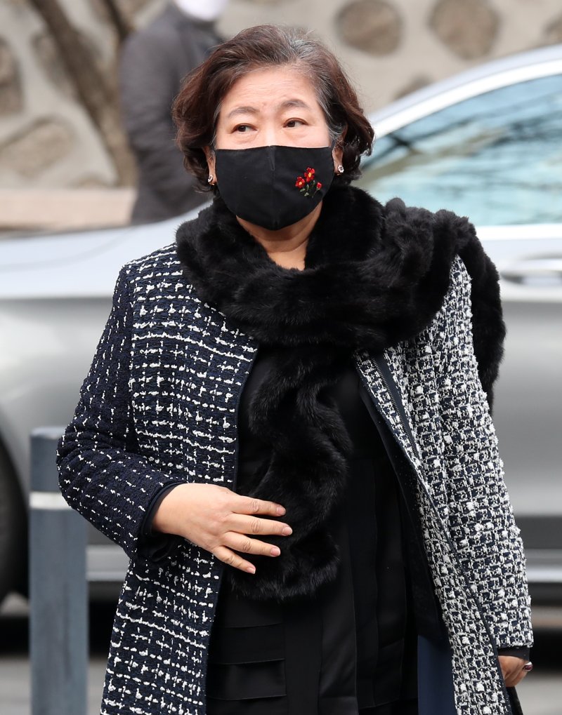 현정은 회장, 현대엘리베이터 주식 전량 매도…이사회도 사퇴(종합) - 파이낸셜뉴스