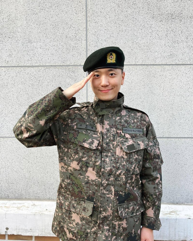 '김연아♥' 고우림, 5주 훈련 마치고 경례…"자대에서도 즐겁게" [N샷]