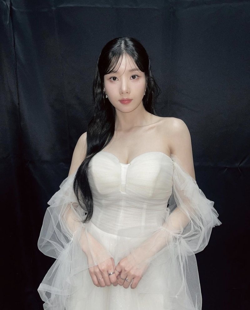 [서울=뉴시스] 권은비. (사진=권은비 인스타그램 캡처) 2024.01.03. photo@newsis.com *재판매 및 DB 금지