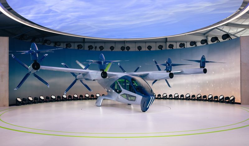 현대차의 미국 AAM 독립 법인 슈퍼널이 지난 1월 CES 2024에서 공개한 전기 수직이착륙기 S-A2의 실물 모형. 슈퍼널 제공