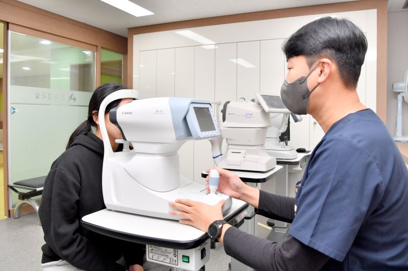 공군, 올해부터 조종사 선발시 '안와 굴절률' 시력 기준 완화