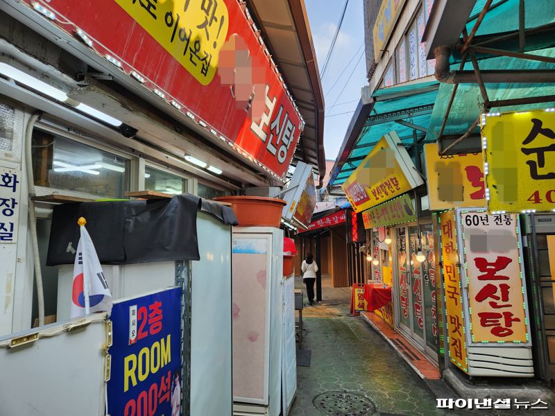 "개고기 노하우를 갈비탕, 설렁탕으로 바꿀 수 있나" 보신탕집 주인의 '한숨'[르포]