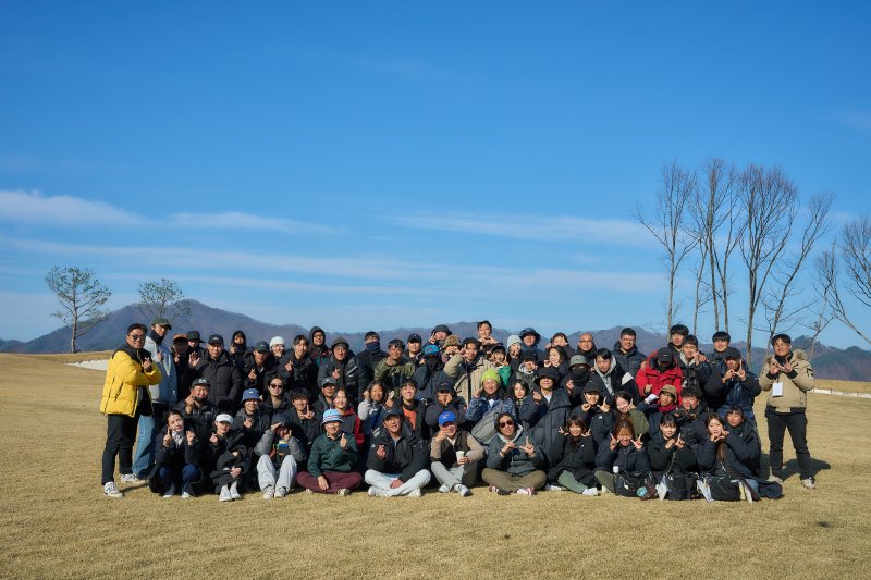 영화 로비 / 워크하우스컴퍼니㈜, 필름모멘텀