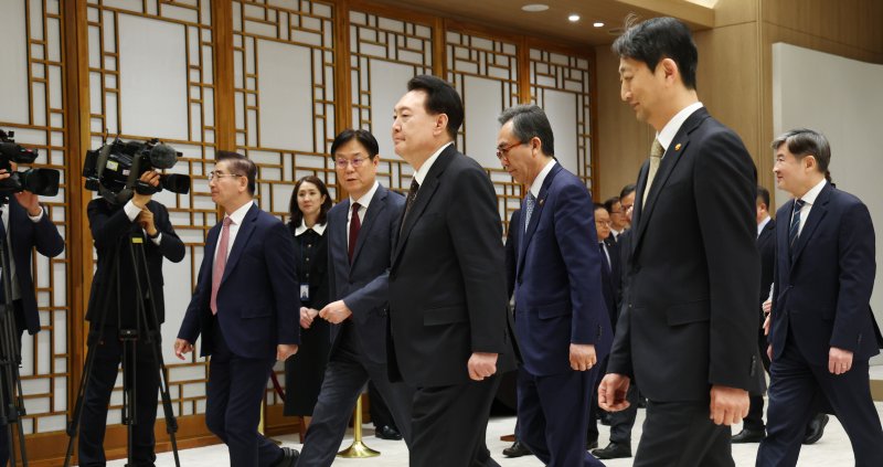 '22조원 보다 국민 편의 우선'..尹, 부담금 손본다